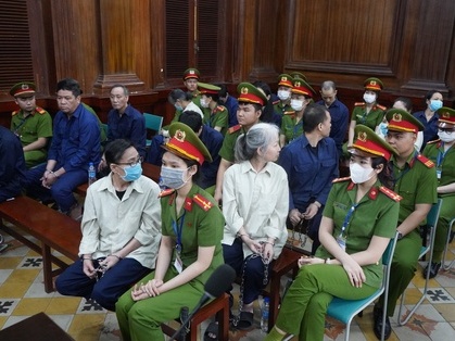 Tòa tuyên 27 án tử hình vụ bà trùm Oanh Hà buôn 626kg ma túy