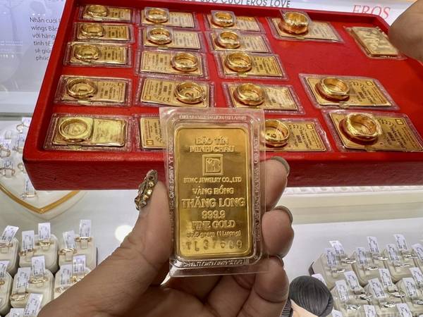 Giá vàng quay đầu bật tăng
