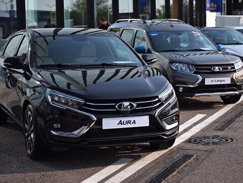 Nhà sản xuất ô tô huyền thoại nước Nga vào Việt Nam: 9 mẫu xe sắp cập bến để chuẩn bị kinh doanh
