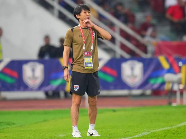 HLV Thái Lan: 'Chúng tôi sẽ thắng Việt Nam để vô địch'