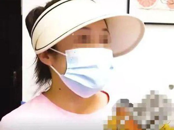 Người đàn ông qua đời để lại khoản nợ 200 triệu đồng, ngân hàng yêu cầu vợ và con gái trả gấp: Tòa án 'họ không liên quan'