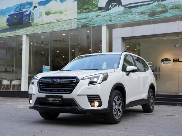 Subaru Forester 'dò đáy' giá mới đầu năm 2025: Thực tế còn từ 819 triệu đồng, thêm cạnh tranh CX-5, Tucson