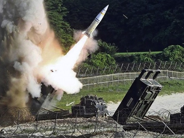 Ukraine ồ ạt nã ATACMS vào đất Nga, không quả nào trúng đích