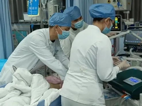 4 người 1 nhà qua đời vì ung thư gan, bác sĩ cảnh báo 5 thứ trong bếp có thể chứa chất độc hơn 68 lần thạch tín