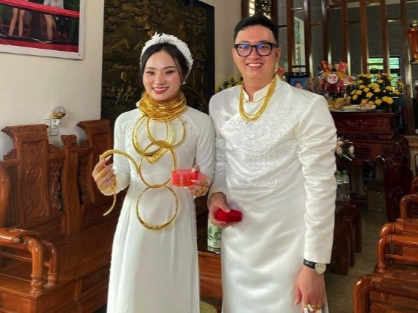 Những cô dâu 'số hưởng': Choáng với hồi môn 5 tỷ đồng và gần 50 cây vàng của cô dâu Thanh Hóa