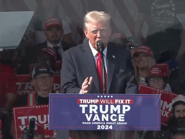 Ông Trump lại đề xuất ý tưởng ‘sáp nhập’ Mỹ và Canada