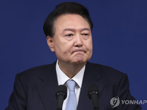 Tòa án đồng ý gia hạn lệnh bắt Tổng thống Hàn Quốc Yoon Suk-yeol