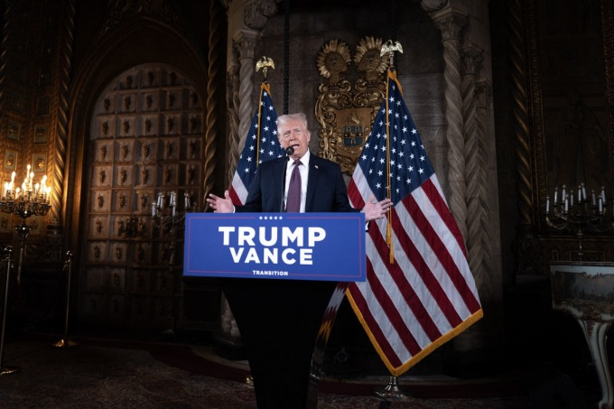 Ông Trump để ngỏ khả năng dùng vũ lực giành kênh đào Panama và đảo Greenland