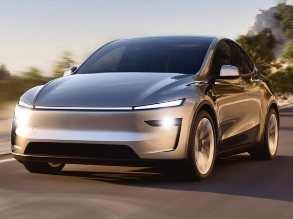 Tesla Model Y 2025 ra mắt: Xe điện bán chạy nhất thế giới nhanh hơn, tương lai hơn và đắt hơn