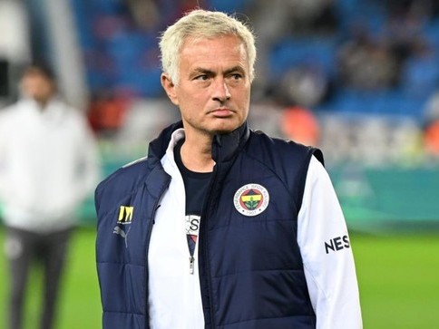 Mourinho lại có phát ngôn tranh cãi, ám chỉ các trận đấu tại Thổ Nhĩ Kỳ bị dàn xếp