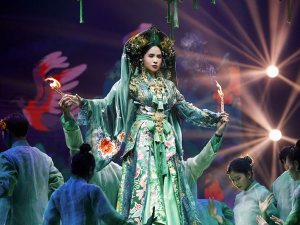 Kiều Anh lan tỏa nét đẹp văn hóa ở Công diễn 5, vào Top Trending chỉ sau 1 đêm
