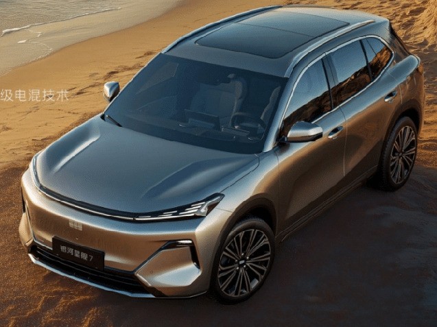 Hãng xe xây nhà máy 4.100 tỷ tại VN ra mắt SUV mới: Phá kỷ lục giao hàng nhanh, giá quy đổi rẻ hơn i10