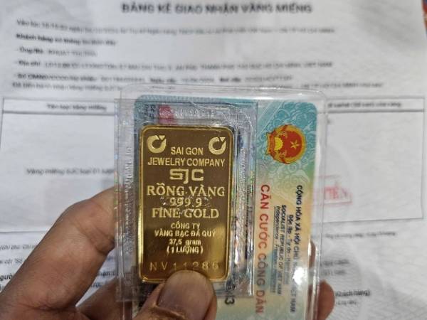 Giá vàng tăng vọt, vì sao không phải kênh đầu tư sinh lời cao?