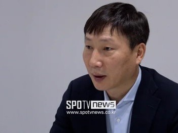HLV Kim Sang-sik: 'Tôi đã đi từ địa ngục tới thiên đường'