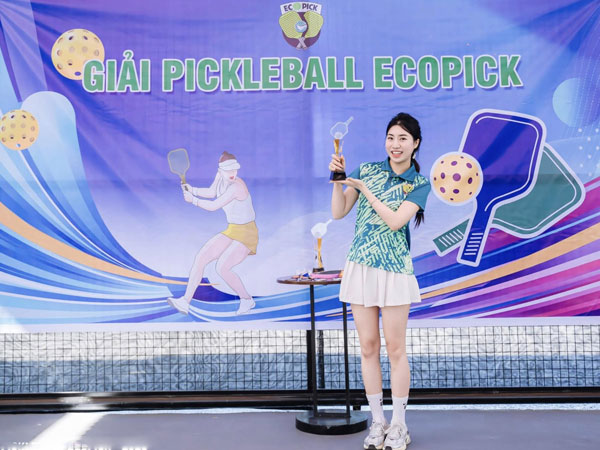 Em gái Văn Toàn thi đấu pickleball, kết quả bất ngờ