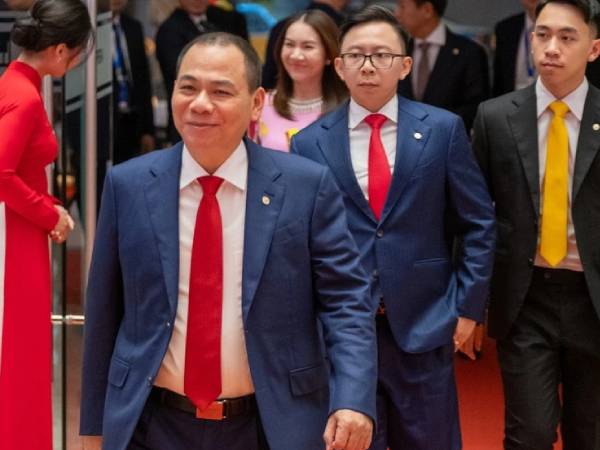 Những 'cậu ấm' của đại gia Việt cùng cha gánh vác cơ nghiệp