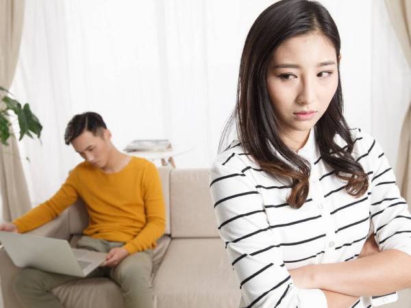 Chỉ sau khi mất việc ở tuổi 46, tôi mới nhận ra: Trong gia đình, không thể đặt trách nhiệm kiếm tiền lên một người