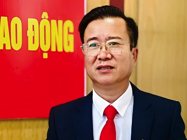 Nguyên trưởng ban tuyên giáo huyện xin nghỉ hưu sớm, có thể được nhận 2,5 tỷ