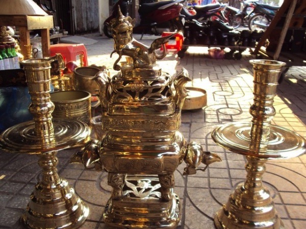 Tại sao nên đánh bóng lư đồng vào dịp Tết, ý nghĩa của việc đánh bóng lư đồng đón năm mới