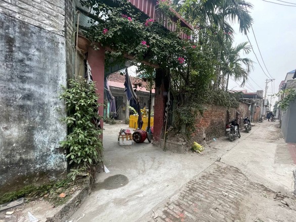 Nghi phạm giết 4 người thân ở Hà Nội rồi đi chùa cầu siêu cho các nạn nhân