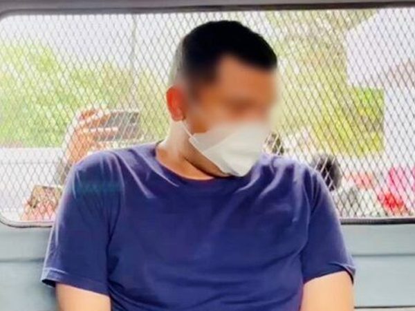 Nhảy khỏi chiếc xe bán tải do bạn trai cầm lái, cô gái tử vong thương tâm và bí ẩn chưa được làm rõ