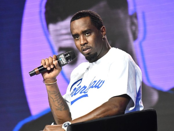 Từ trong tù, Diddy 'phản công' cực căng trước thông tin lộ băng sex với loạt sao nổi tiếng