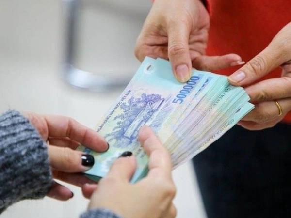 Thưởng tết kỷ lục 15 tháng lương nhưng vẫn bị lao động từ chối, tập đoàn công nghệ nổi tiếng bị chỉ trích