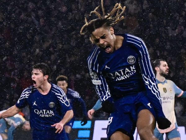 Vừa thất bại, Man City tính chuyện ‘cướp’ sao PSG