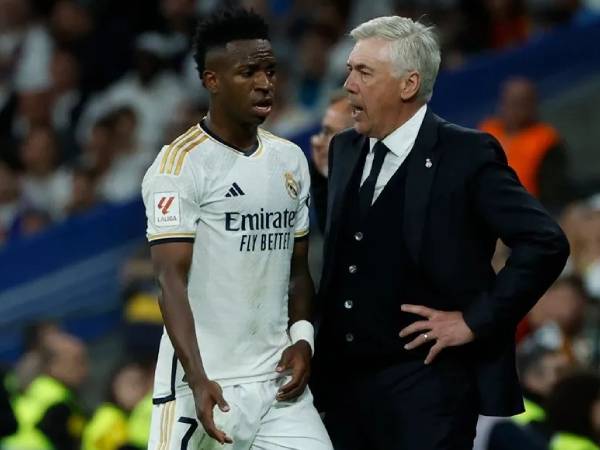 HLV Ancelotti nói gì Vinicius 'đi đêm Al Ahli', sắp rời Real Madrid