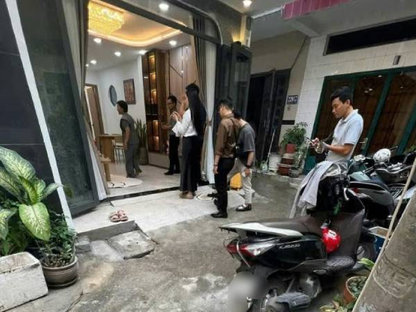 25 Tết, khách vẫn tranh thủ xem nhà đất, môi giới làm việc xuyên Tết