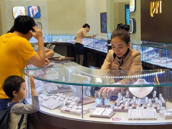 Giá vàng hôm nay, 1-2: Tăng lên mức cao nhất mọi thời đại
