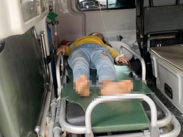 Nghệ An: Hai chị em ruột uống nhầm thuốc trừ sâu khi đi đồng cùng mẹ