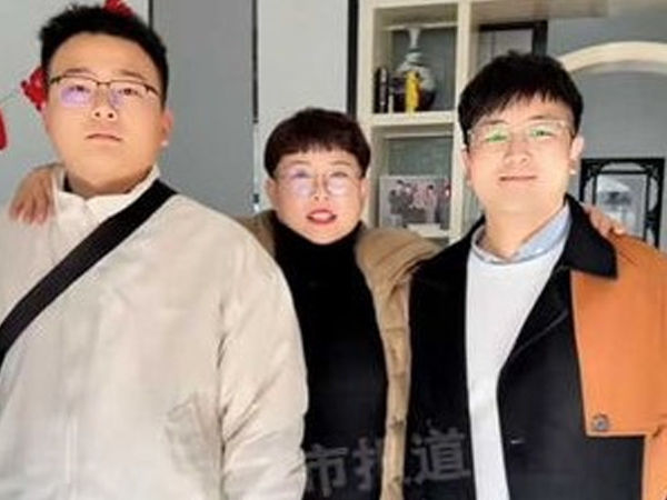 Đưa bạn trai về nhà ăn Tết, cô gái phát hiện bạn trai trông giống hệt mẹ mình, toàn bộ cư dân mạng đều đặt 1 câu hỏi