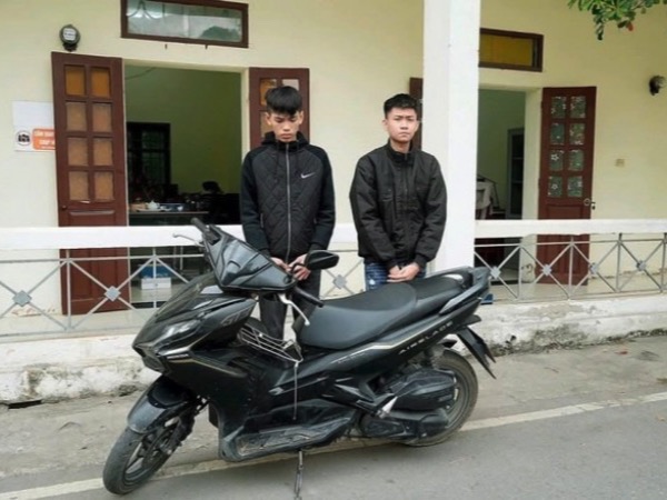 Truy 'nóng' nhóm đối tượng rủ nhau đi cướp giật