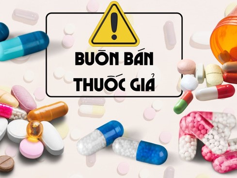 Người đàn ông buôn ve chai tham gia vào đường dây bán thuốc giả