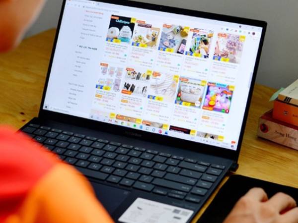Thương mại điện tử bùng nổ, vì sao có đến 150.000 nhà bán rời sàn?