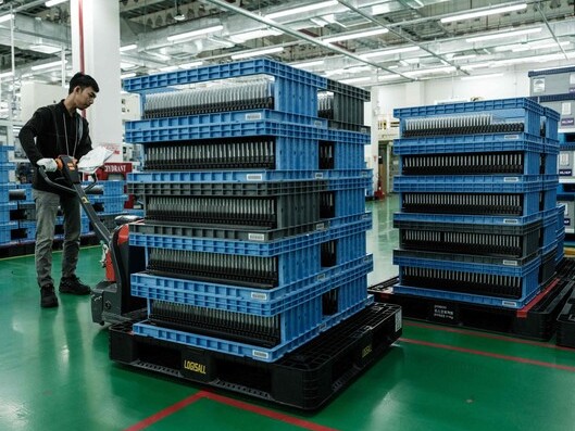Không phải Trung Quốc 'chạm đâu cũng hóa thành vàng': Giấc mơ xe điện của hàng xóm Việt Nam phải tạm biệt?