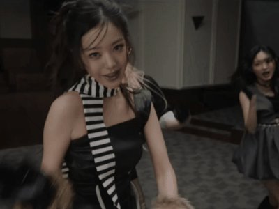 Công chúa Kpop bị phân biệt đối xử trầm trọng, fan tan đàn xẻ nghé đấu nhau cực căng!