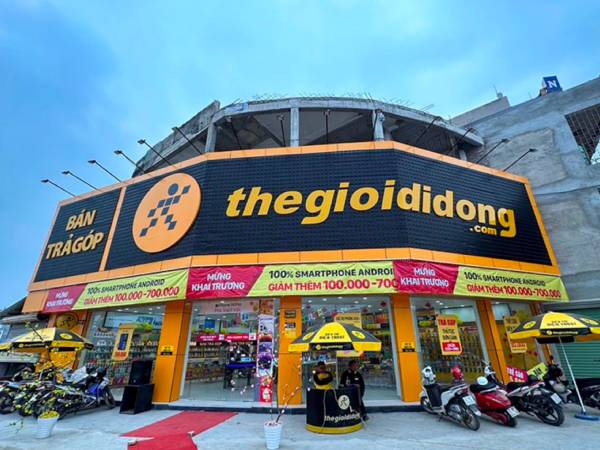 Thế giới di động 'quay xe' mời nhân viên cũ trở lại làm việc, mạnh tay 'rút hầu bao' tăng hơn 30% chi phí cho người lao động