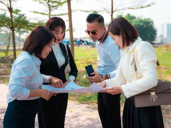 Sau hơn một năm 'dạo chơi' phía Bắc, giới đầu tư bất động sản bất ngờ 'Nam tiến' trở lại