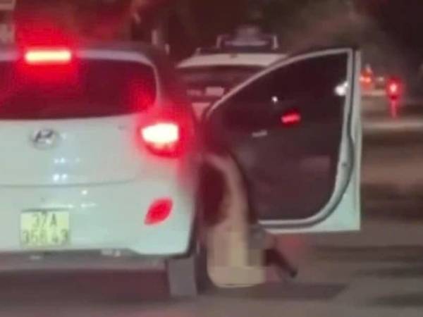 Người phụ nữ không mặc quần áo văng khỏi xe ôtô có quan hệ gì với tài xế?