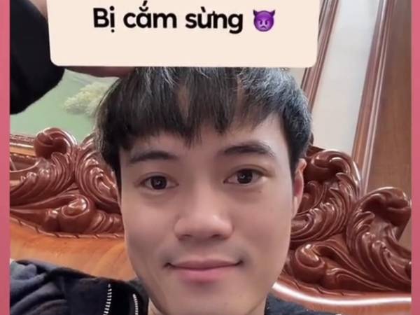 Vừa đầu năm, Văn Toàn bất lực vì 'bị cắm sừng'