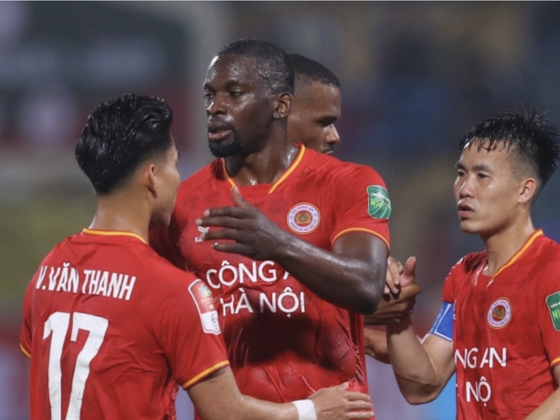 V-League tiêu tốn hàng chục tỷ đồng cho ngoại binh