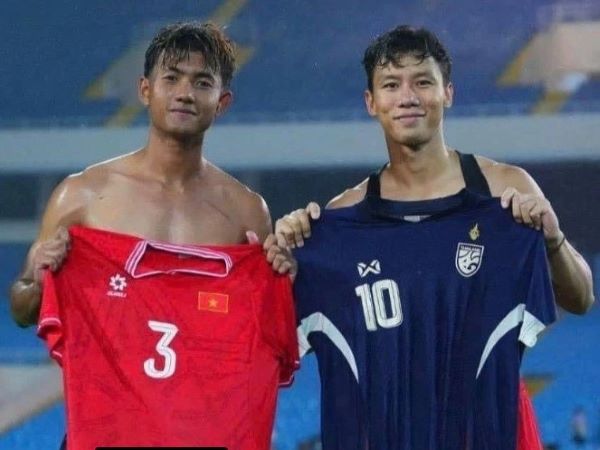 Báo Thái Lan đưa tin bất ngờ liên quan tới Suphanat và CĐV Việt Nam