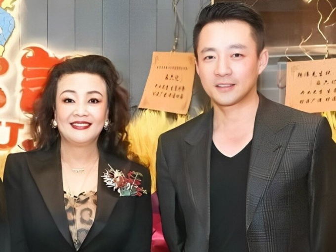 Căng: Chồng cũ Từ Hy Viên tuyên bố từ mặt mẹ ruột, còn chuẩn bị đâm đơn kiện ra tòa