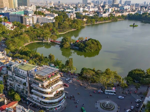 Hà Nội cấm ô tô trên 16 chỗ hoạt động trong khung giờ cao điểm ở phố cổ, hồ Gươm