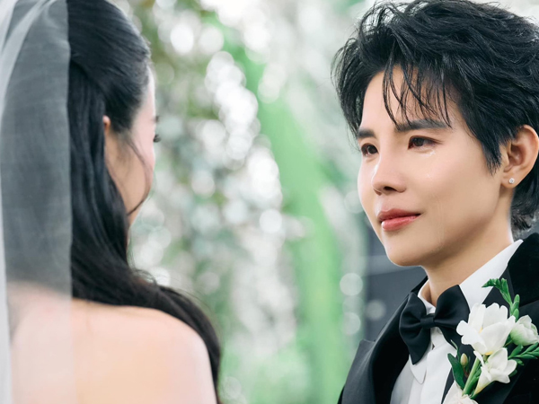 Cô dâu của Vũ Cát Tường dùng hoa cưới có ý nghĩa độc lạ, sao nữ Vbiz bắt được liền đòi 1 việc khó ngờ!