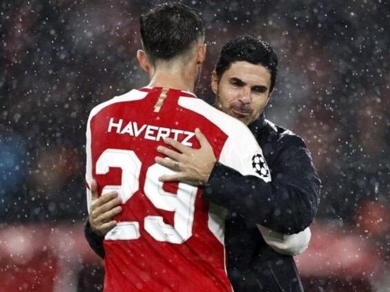 Mùa giải của Arsenal đứng trước nguy cơ tan vỡ sau canh bạc cháy túi của Arteta