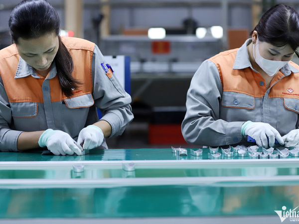 Tin vui cho người lao động, 45 tuổi bắt đầu tham gia BHXH vẫn có lương hưu
