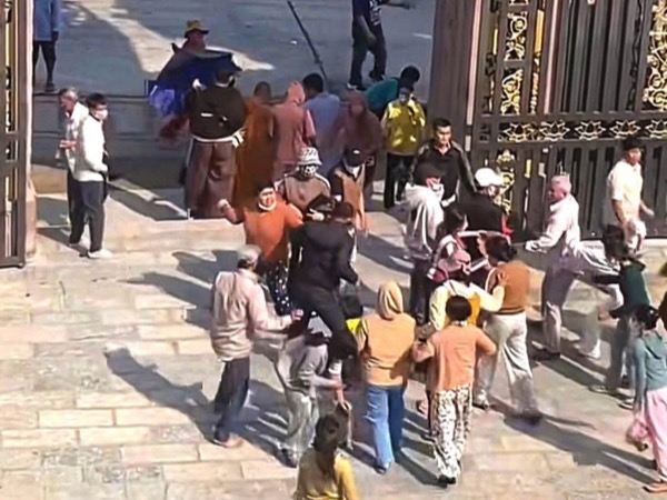 Tạm giữ hình sự 9 đối tượng tham gia dàn cảnh cướp tại chùa Kim Tiên